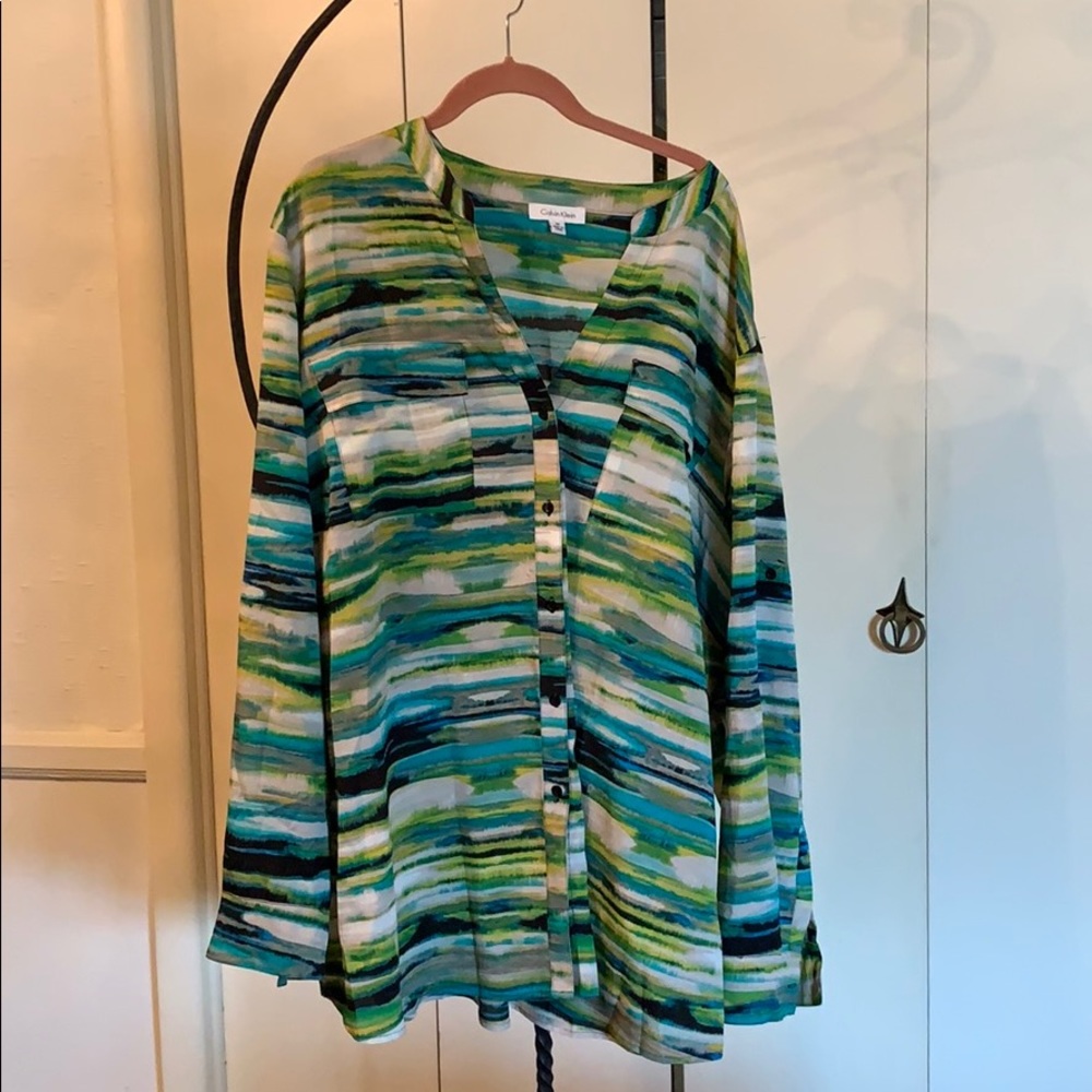 Calvin Klein size 3 blouse